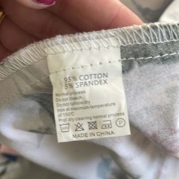 Queen of Holloway A-Line Rose Dress, Size XL - Picture 7 of 7